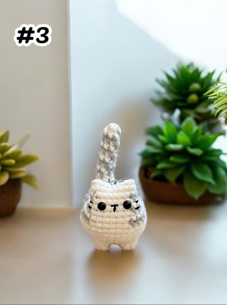 Handmade Crochet Cat Keychain: Mini Amigurumi Keyring