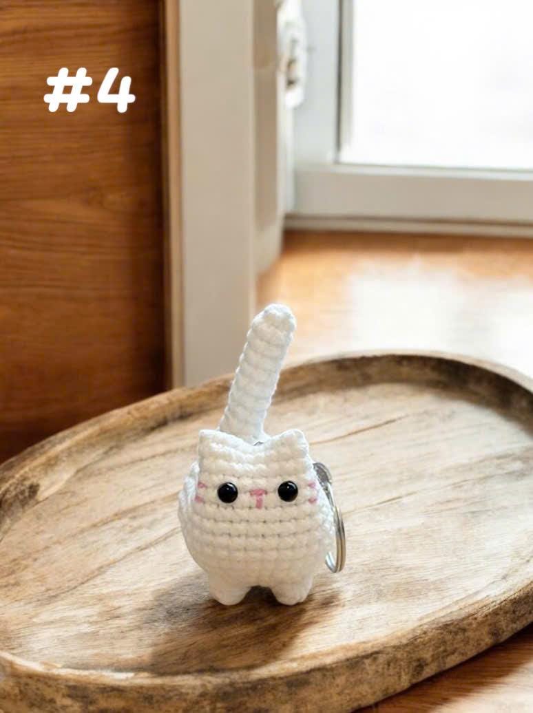 Handmade Crochet Cat Keychain: Mini Amigurumi Keyring