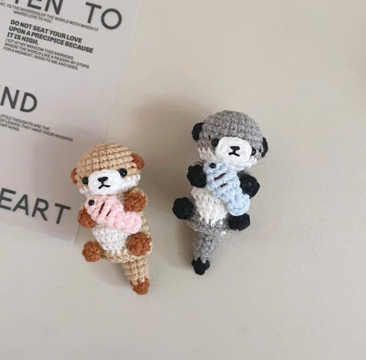 Crochet Otter Plushie with Fish – Handmade Amigurumi Otter Keychain, Cute Sea Animal Gift, Otter Couple Toy Charm, Crochet Keychain, Gift
