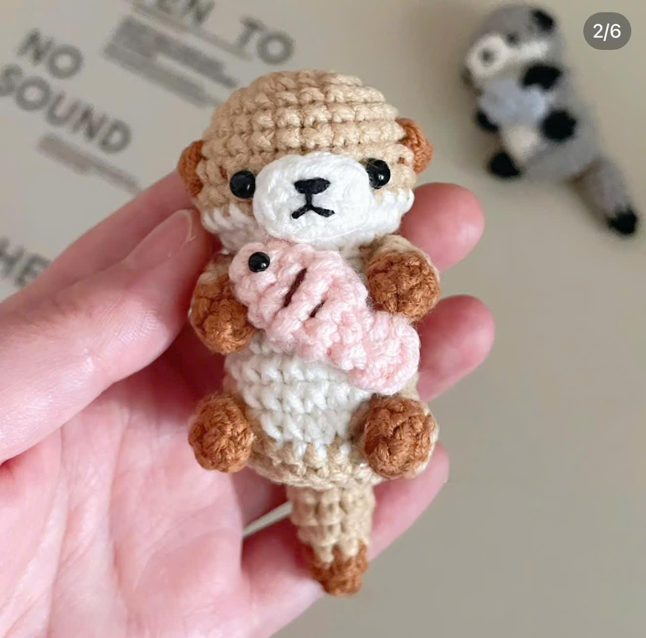 Crochet Otter Plushie with Fish – Handmade Amigurumi Otter Keychain, Cute Sea Animal Gift, Otter Couple Toy Charm, Crochet Keychain, Gift