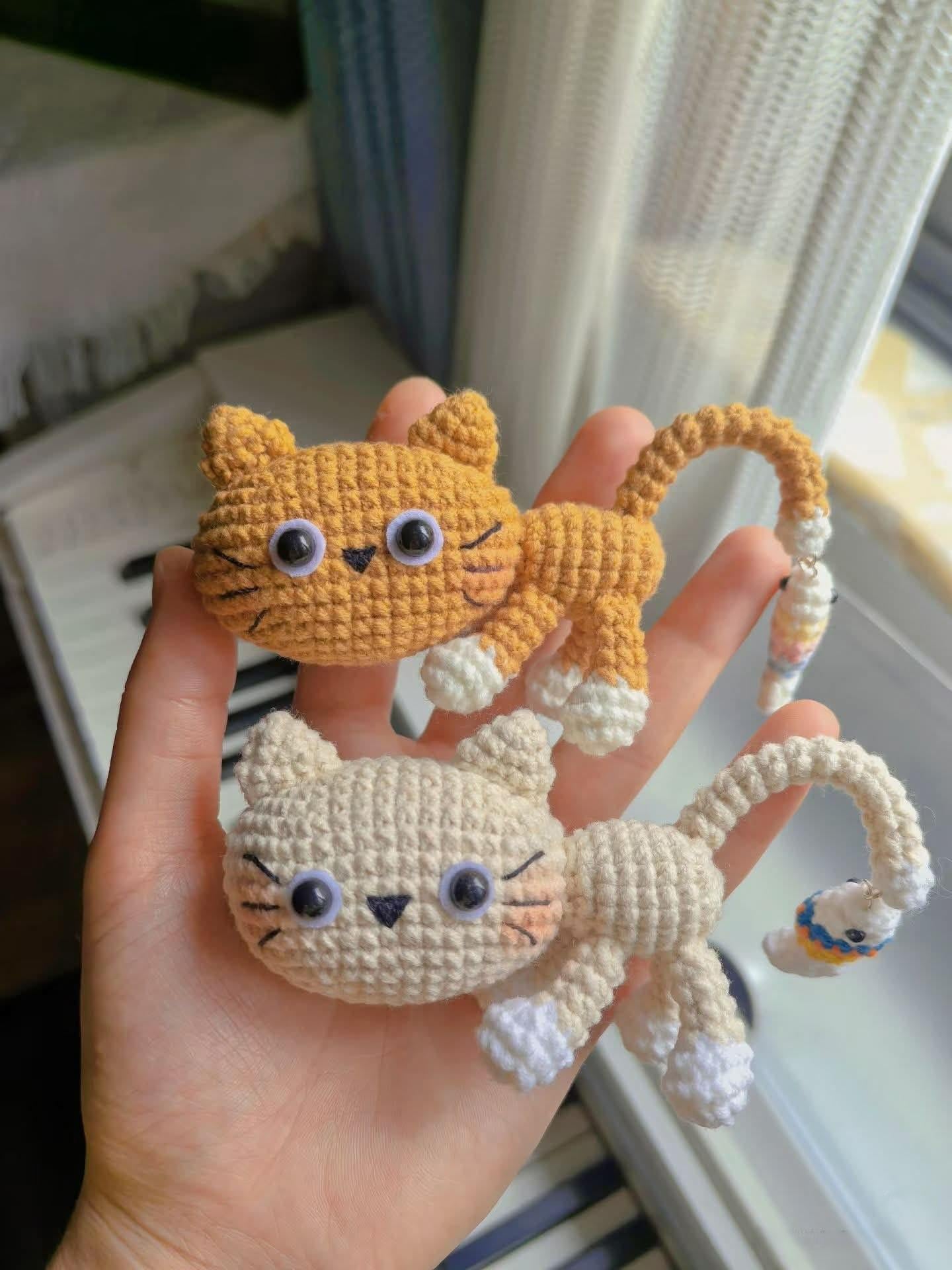 Cute Crochet Cat Keychain, Handmade Amigurumi Cat Plush, Mini Cat Charm, Cat Lover Gift, Kawaii Crochet Animal