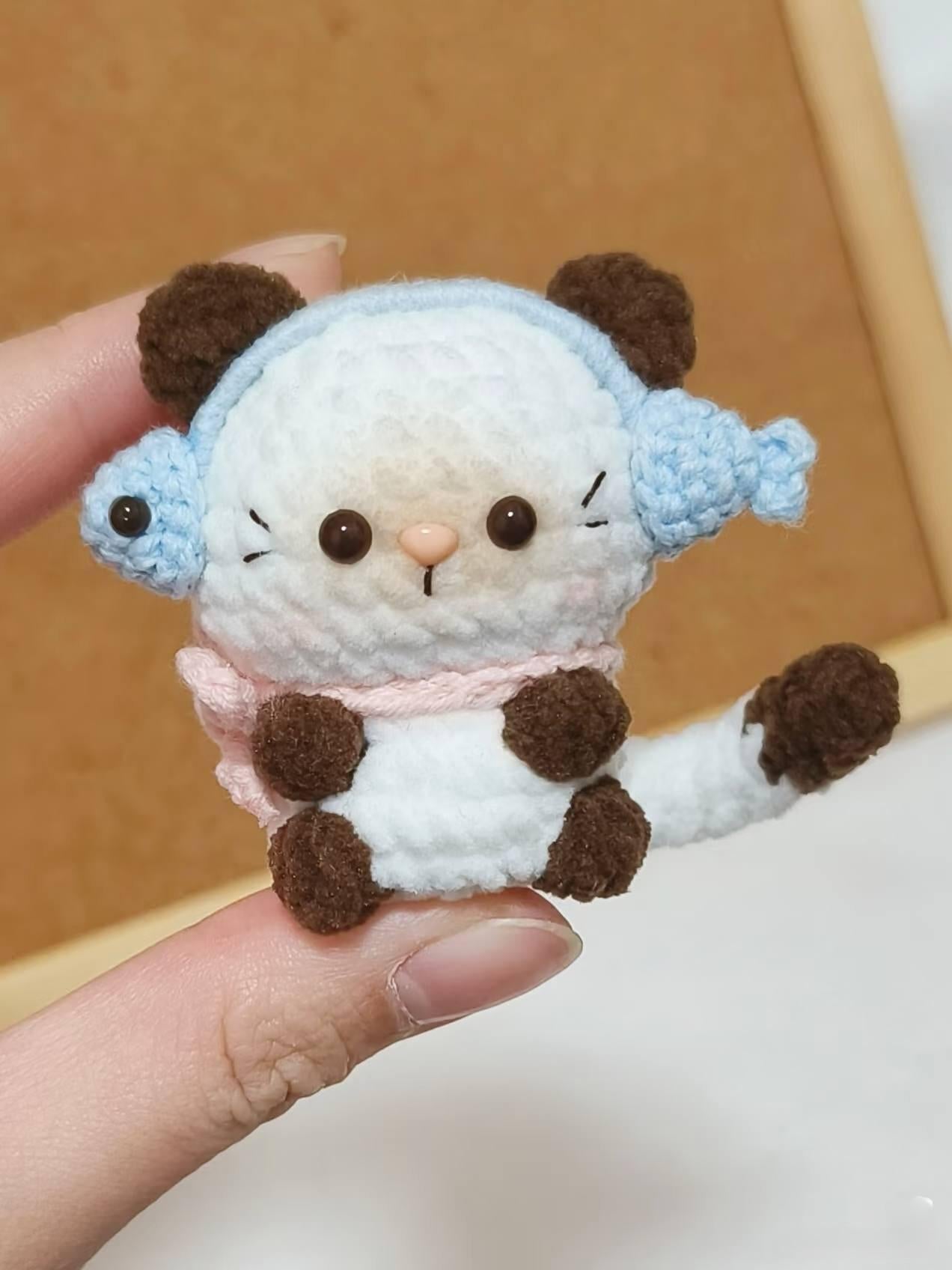 Cute Crochet Cat Wear Fish Hat Keychain, Handmade Amigurumi Cat Plush Keyring, Kawaii Crochet Cat, Mini Plush Bag Charm, Gift for Cat Lovers