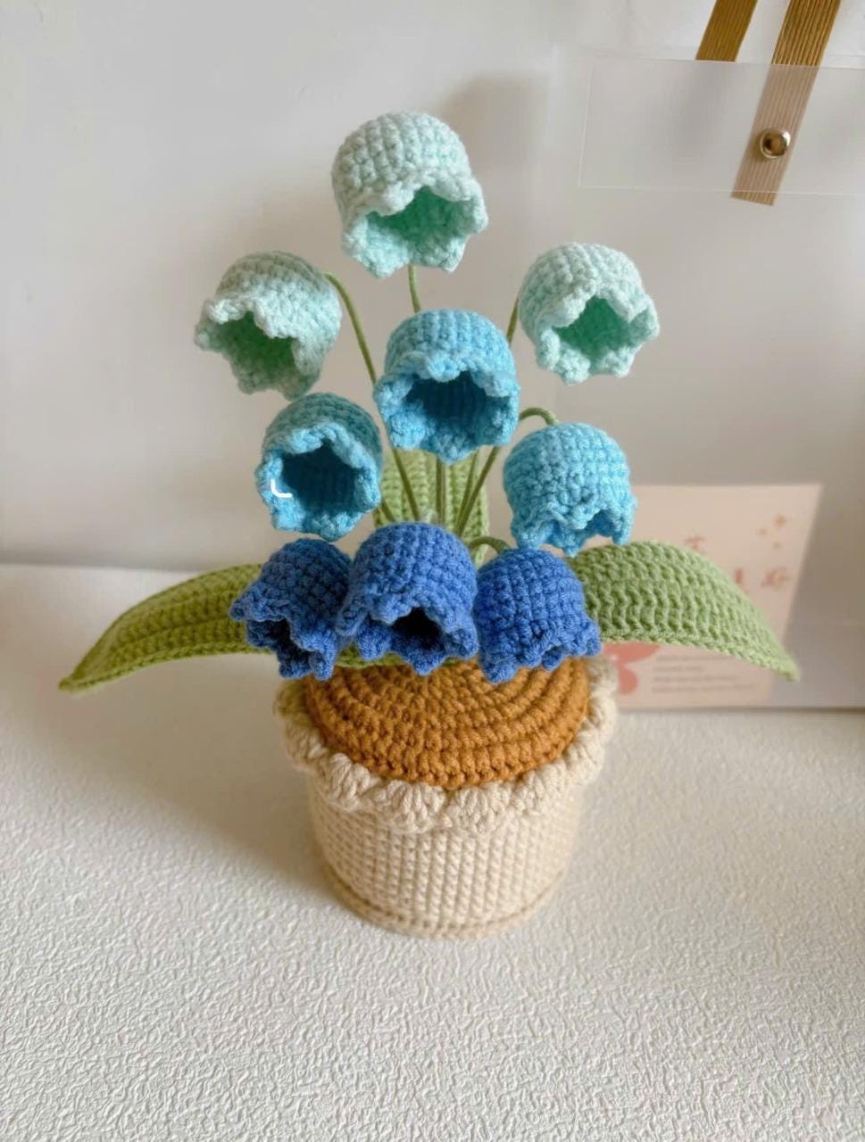 Crochet Lily of the Valley Flowers – Handmade Crochet Flower Pot – Amigurumi Floral Decor, Cute Desk Decor – Gift for Her, Mother's Day Gift