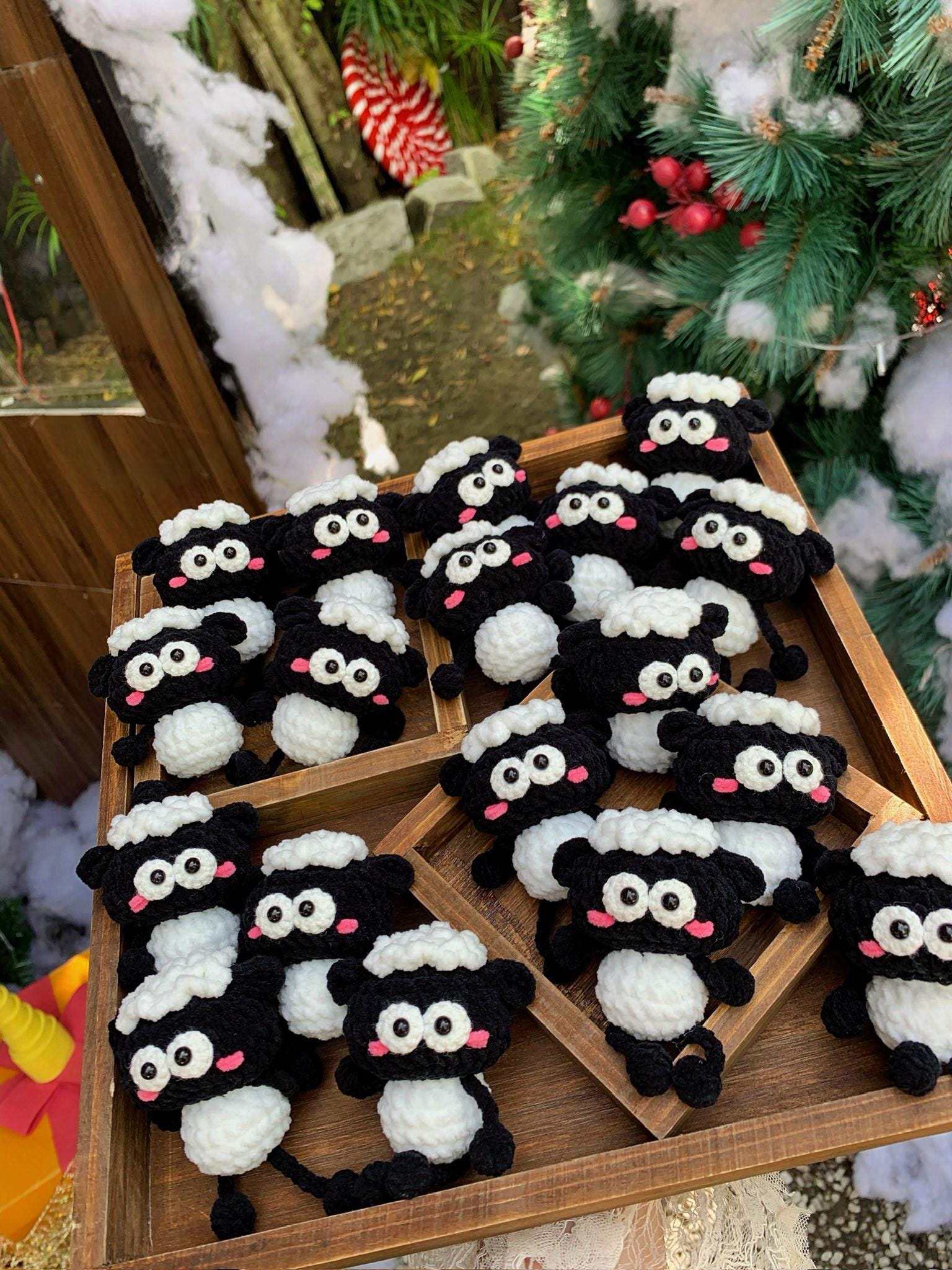 Cute Sheep Crochet Doll – Kawaii Lamb Amigurumi – Crochet Sheep Keychain – Handmade Animal Toy – Small Crochet Gift, Shaun the Sheep
