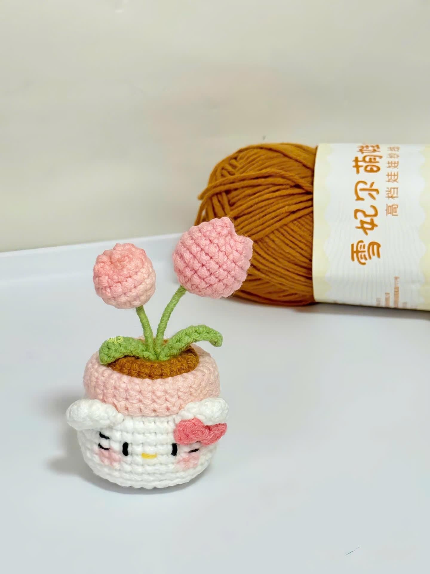 Crochet Lily of the Valley Flowers – Handmade Crochet Flower Pot – Amigurumi Floral Decor, Cute Desk Decor – Gift for Her, Mother's Day Gift