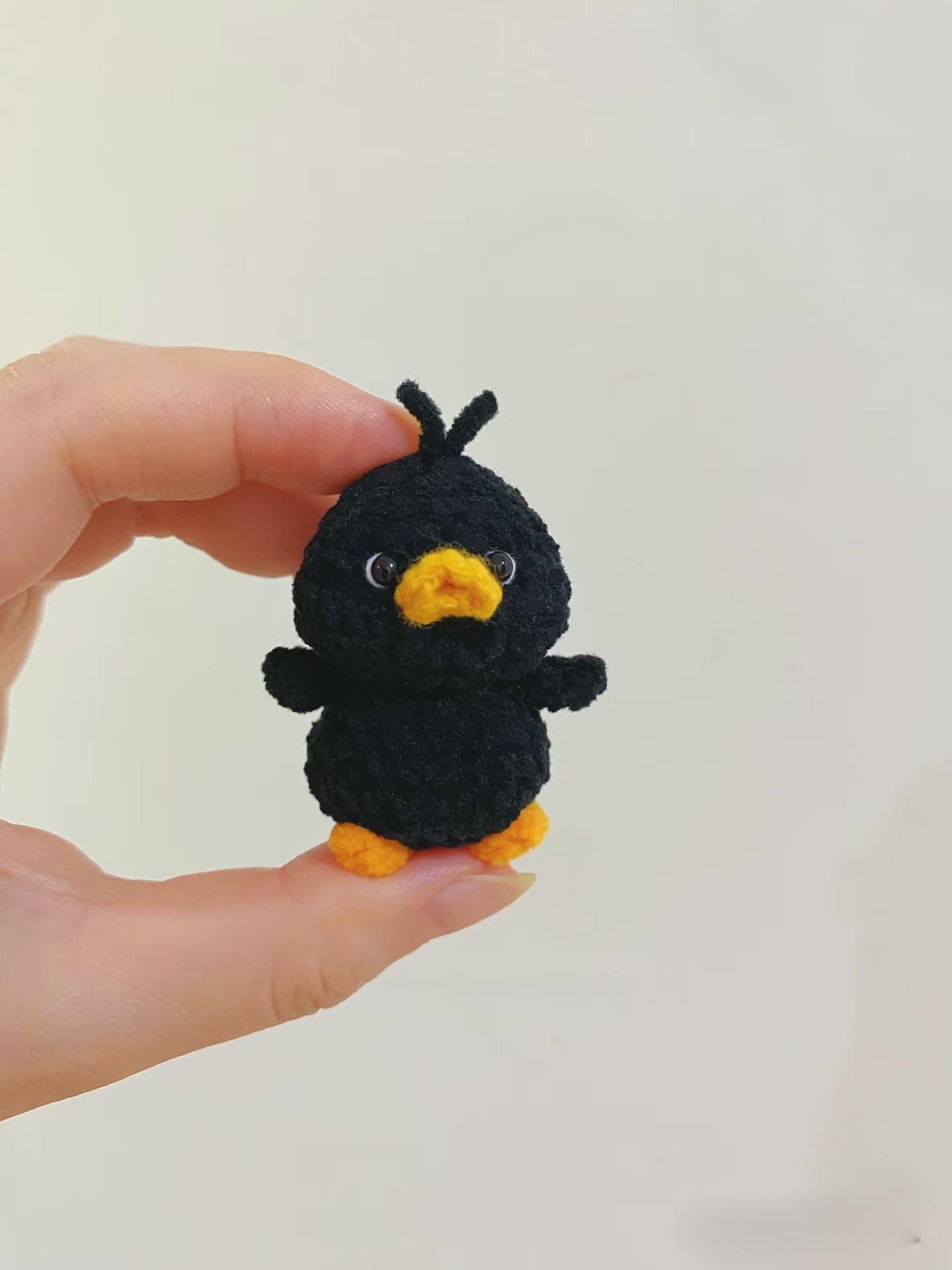 Cute Crochet Black Duck Keychain, Amigurumi Duck Charm, Kawaii Duck Keyring, Handmade Animal Bag Charm, Cute Gift Idea, Crochet Keychain